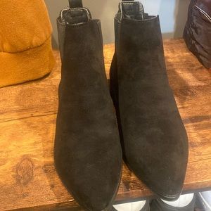 Never worn Seven Brand Chelsea boot; perfect condition; sz 9; women’s